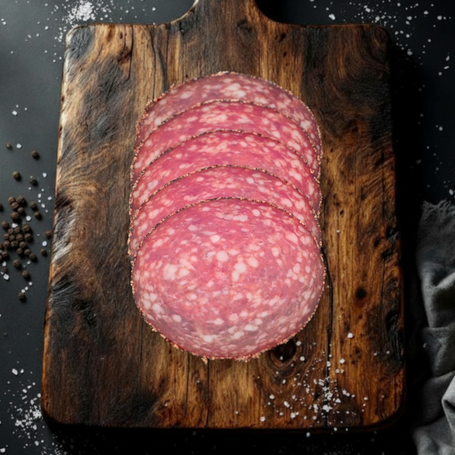Pfeffer Salami geschnitten
